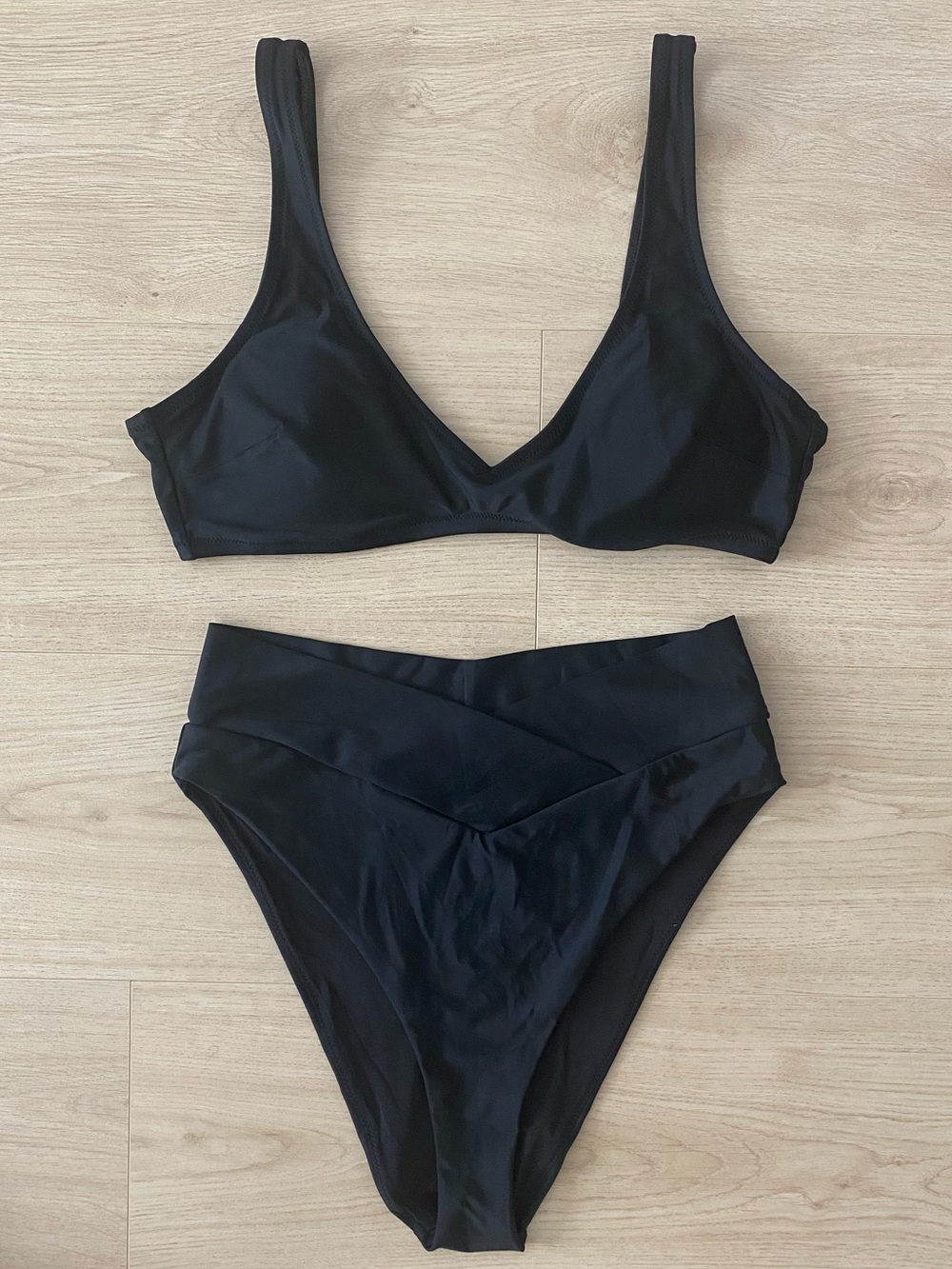 Aerie Plunge Bikini Top + Crossover High Waisted Bikini Bottom Black Size L